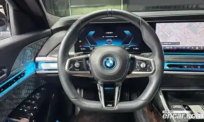 BMW i7 2023 0.3 гидро в Москве № 189842, миниатюра 5