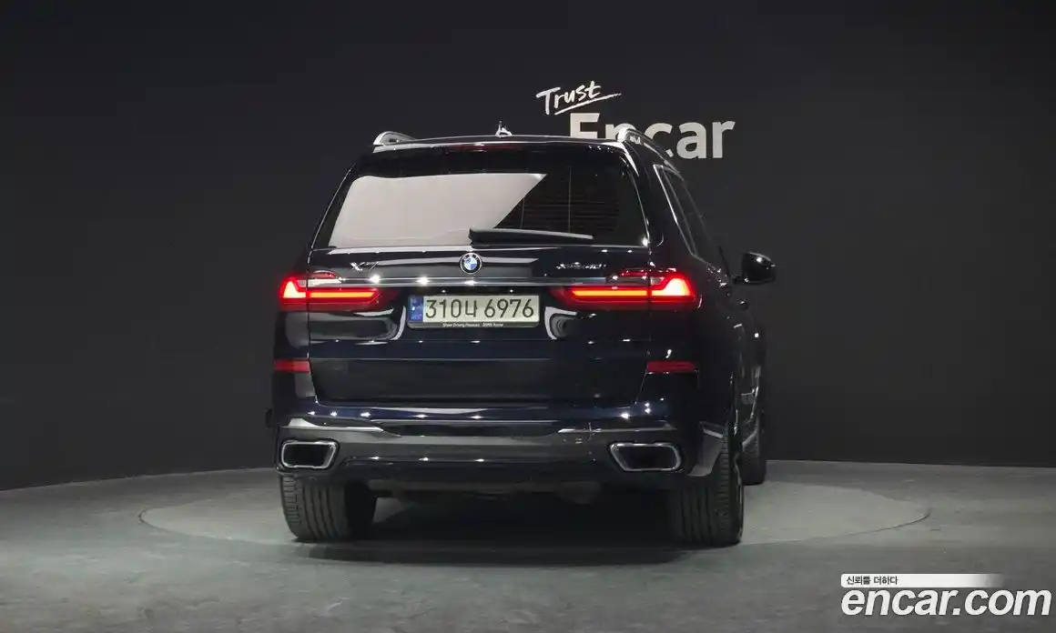 BMW X7 2021 3.0 гидро в Москве № 192845, фото 4