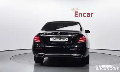 Mercedes-Benz E-Class 2019 2.0 гидро, миниатюра 4