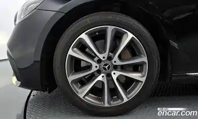 Mercedes-Benz E-Class 2019 2.0 гидро, миниатюра 5
