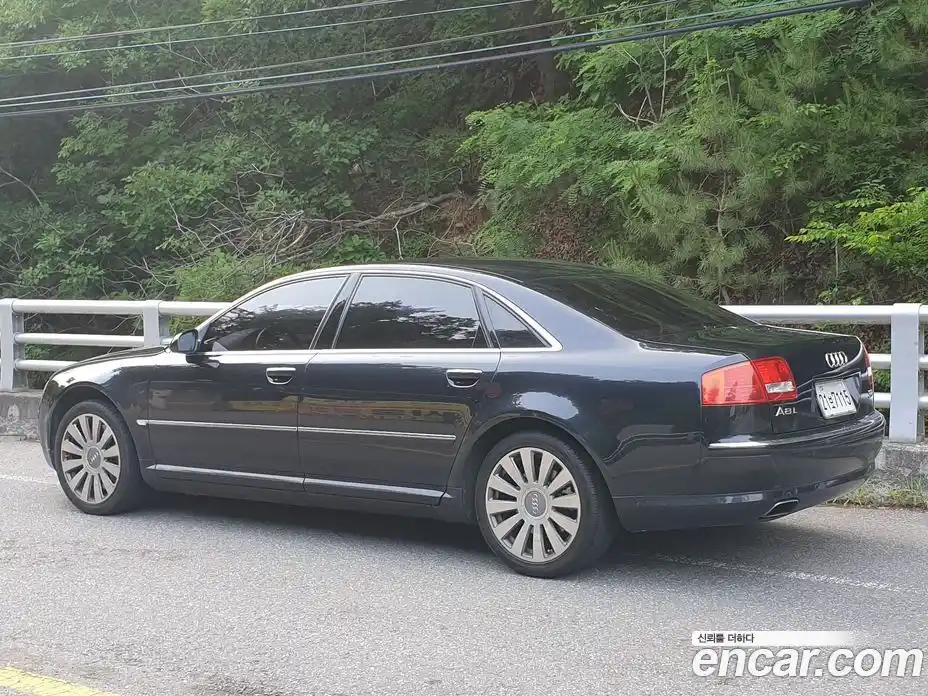 Audi A8 2005 6.0 гидро в Москве № 196888, фото 17