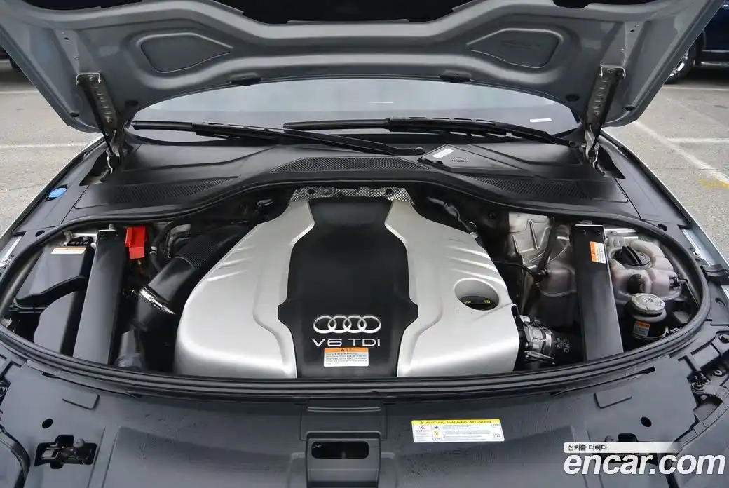 Audi A8 2014 3.0 гидро в Москве № 196892, фото 6