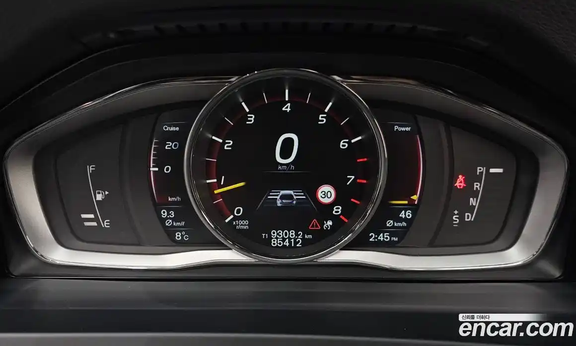 Volvo V60 2015 2.5 гидро в Москве № 197073, фото 8
