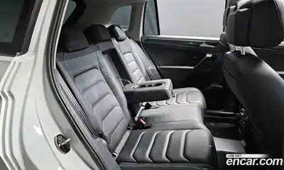 Volkswagen Tiguan 2022 2.0 гидро в Москве № 198978, миниатюра 12