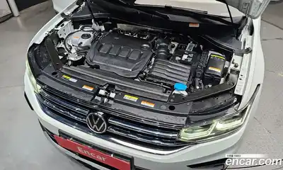 Volkswagen Tiguan 2022 2.0 гидро в Москве № 198978, миниатюра 6