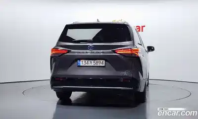 Toyota Sienna 2023 2.5 гидро в Москве № 199598, миниатюра 4