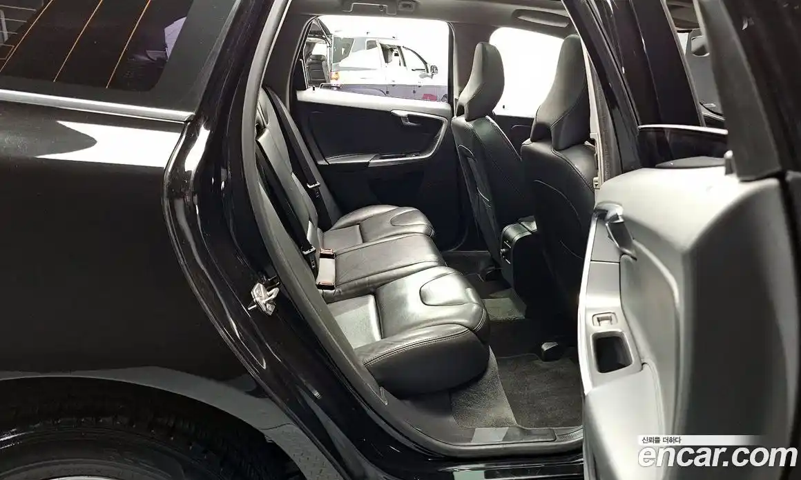 Volvo XC60 2017 2.0 гидро в Москве № 201045, фото 12
