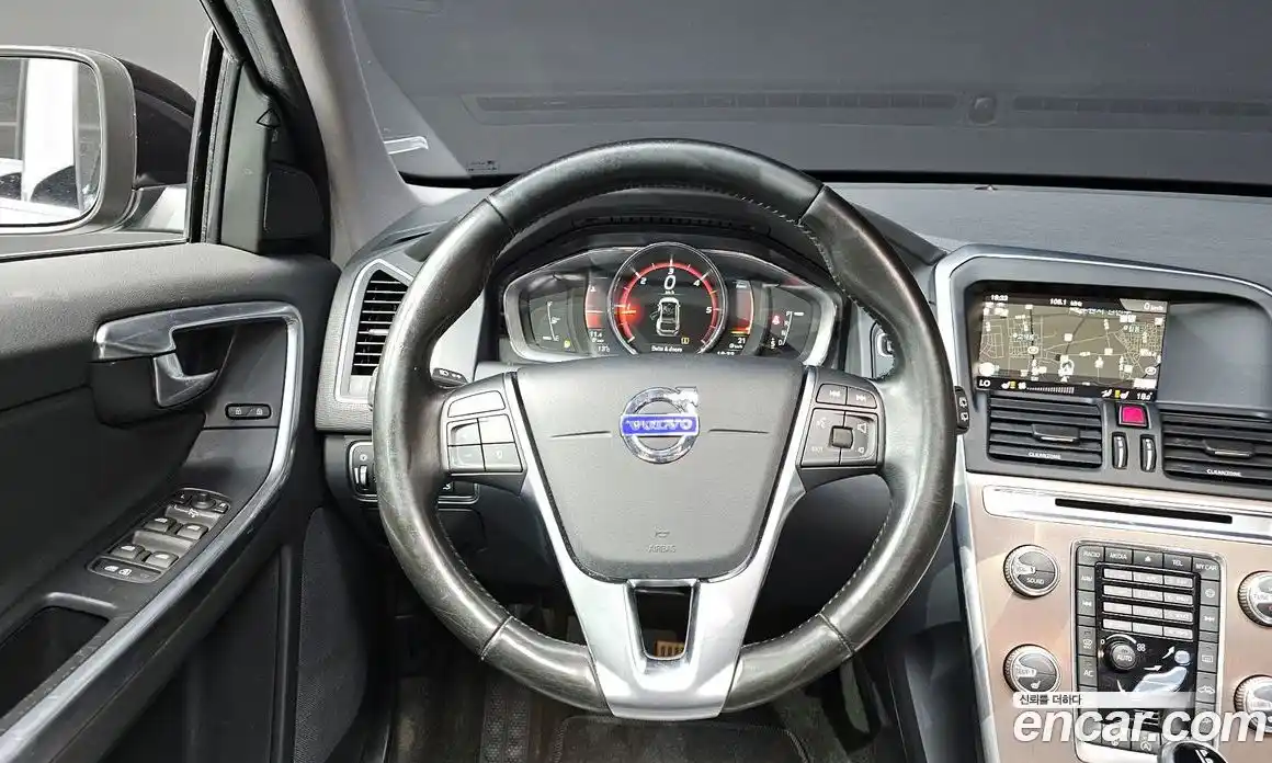 Volvo XC60 2017 2.0 гидро в Москве № 201045, фото 13