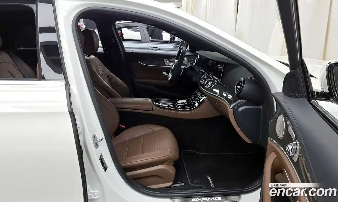 Mercedes-Benz E-Class 2021 3.0 гидро в Москве № 205256, фото 11