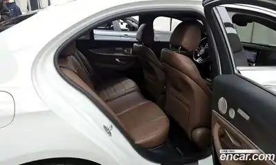 Mercedes-Benz E-Class 2021 3.0 гидро в Москве № 205256, миниатюра 12
