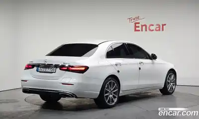 Mercedes-Benz E-Class, 2022