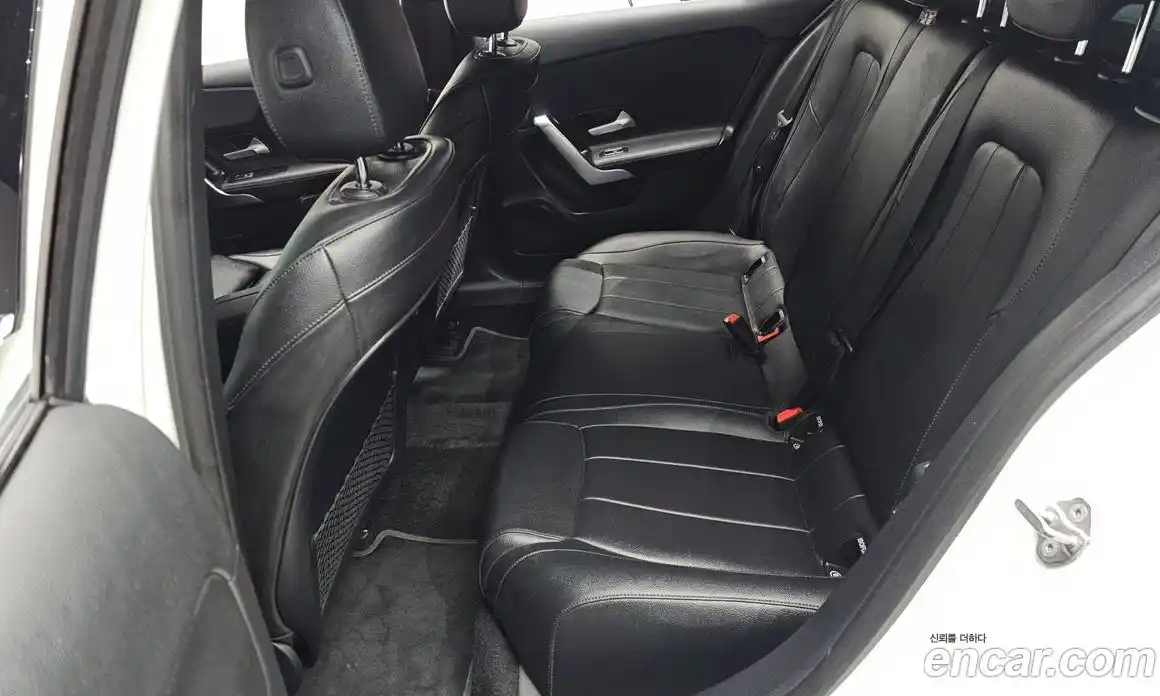 Mercedes-Benz A-Class 2021 2.0 гидро в Москве № 207613, фото 11