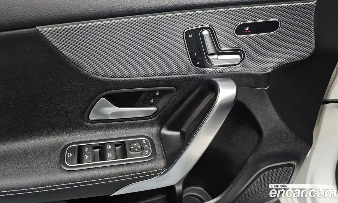 Mercedes-Benz A-Class 2021 2.0 гидро в Москве № 207613, фото 16