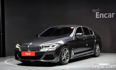 BMW 5-Series, 2020