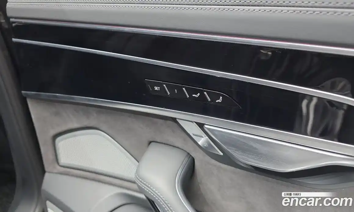 Audi A8 2019 3.0 гидро в Москве № 212625, фото 16