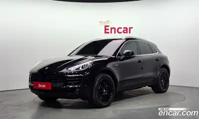Porsche Macan, 2015