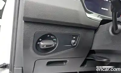 Volkswagen Tiguan 2021 2.0 гидро в Москве № 215100, миниатюра 12