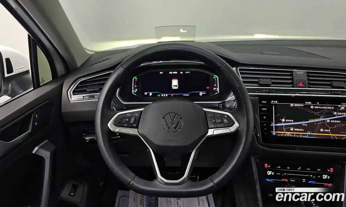 Volkswagen Tiguan 2021 2.0 гидро в Москве № 215100, фото 13