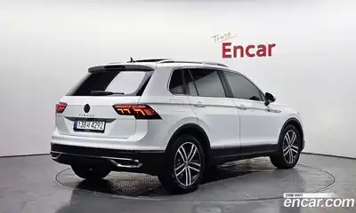 Volkswagen Tiguan 2021 2.0 гидро в Москве № 215100, миниатюра 2
