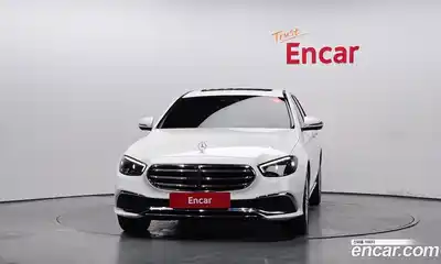 Mercedes-Benz E-Class 2023 2.0 гидро, миниатюра 3