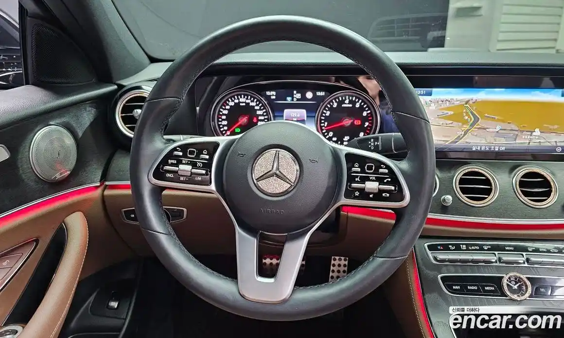 Mercedes-Benz E-Class 2020 2.0 гидро, фото 13