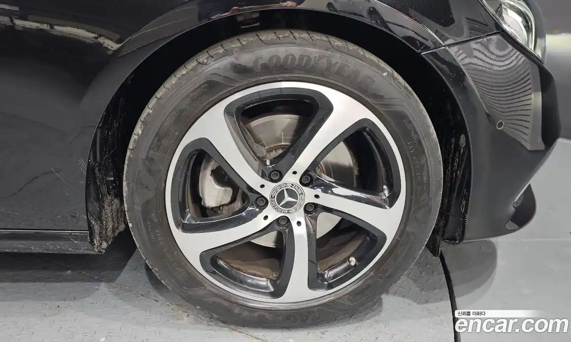 Mercedes-Benz E-Class 2020 2.0 гидро, фото 5