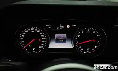 Mercedes-Benz E-Class 2020 2.0 гидро, миниатюра 8