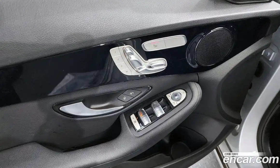 Mercedes-Benz C-Class 2019 2.0 гидро в Москве № 224758, фото 17