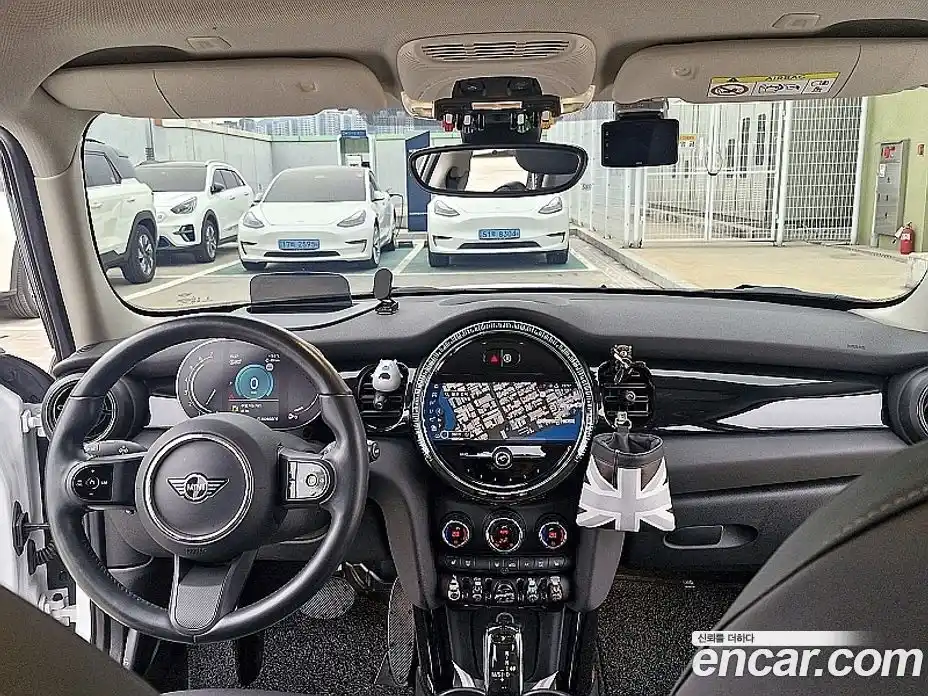 Mini Cooper 2024 1.5 гидро в Москве № 226345, фото 20