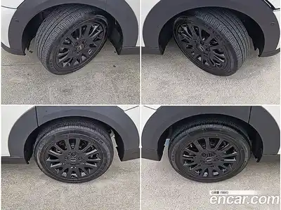 Mini Cooper 2024 1.5 гидро в Москве № 226345, миниатюра 7