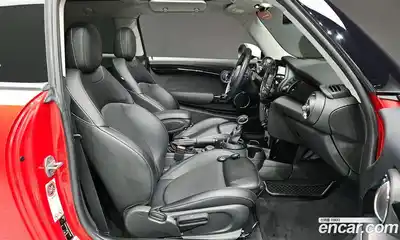 Mini Cooper 2015 1.5 гидро в Москве № 226962, миниатюра 10