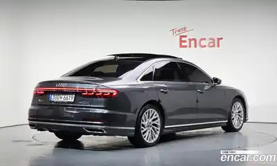 Audi A8, 2021