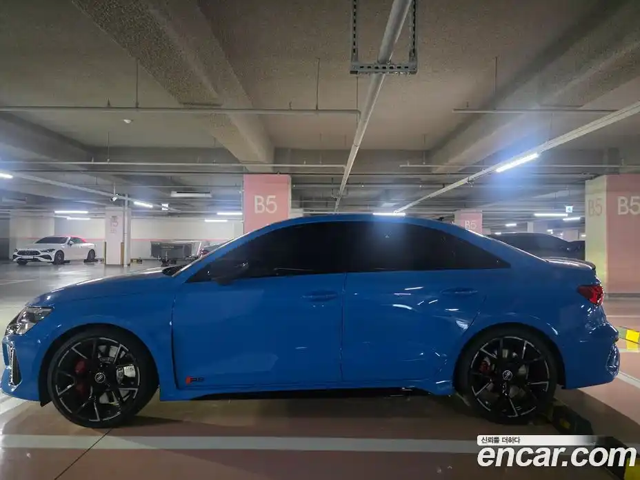 Audi RS3 2024 2.5 гидро в Москве № 230245, фото 3