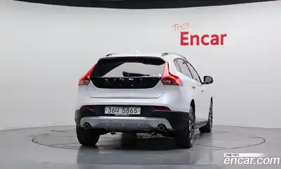 Volvo V40 2018 2.0 гидро в Москве № 230497, миниатюра 4