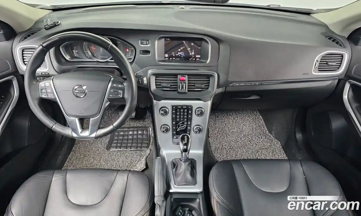Volvo V40 2018 2.0 гидро в Москве № 230497, фото 7