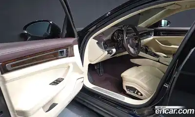 Porsche Panamera 2017 4.0 гидро в Москве № 231009, миниатюра 10