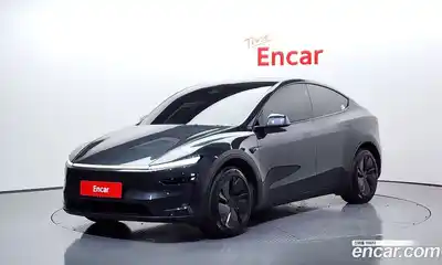 Tesla Model Y, 2025