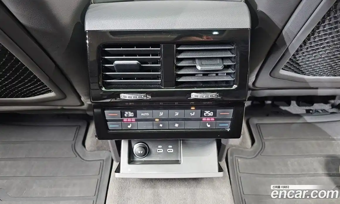 Volkswagen Touareg 2023 3.0 гидро в Москве № 232115, фото 18