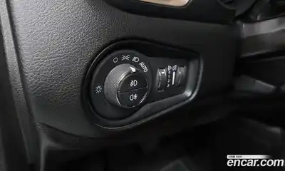 Jeep Renegade 2017 2.0 гидро в Москве № 232468, миниатюра 12
