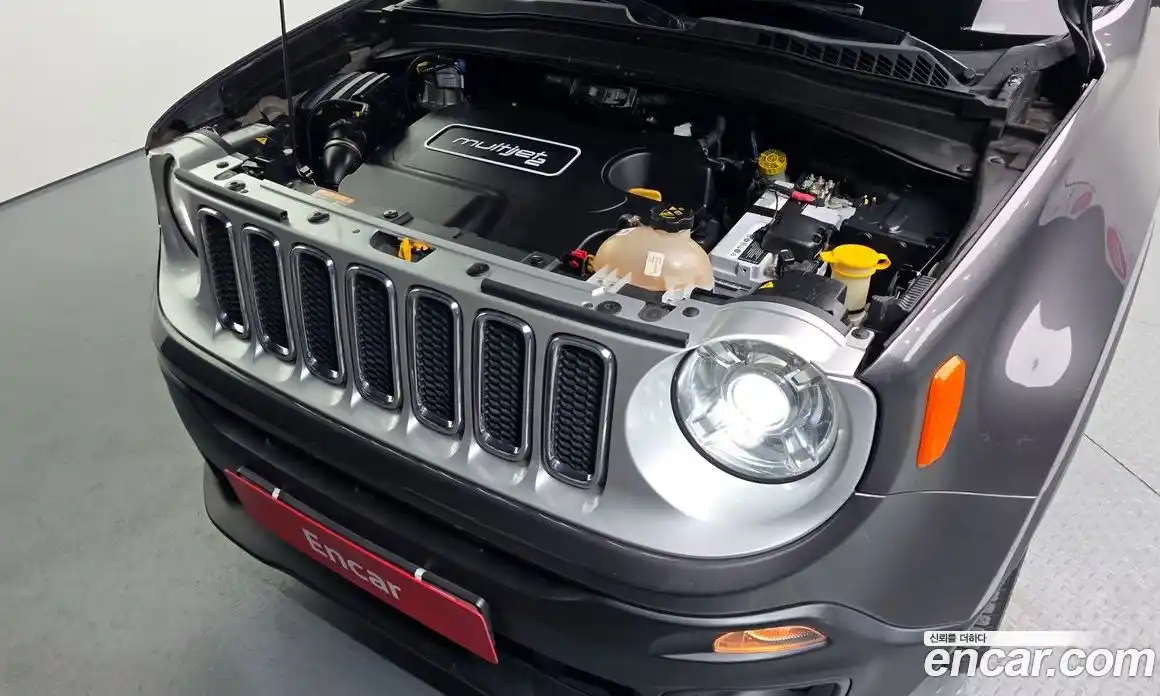 Jeep Renegade 2017 2.0 гидро в Москве № 232468, фото 6