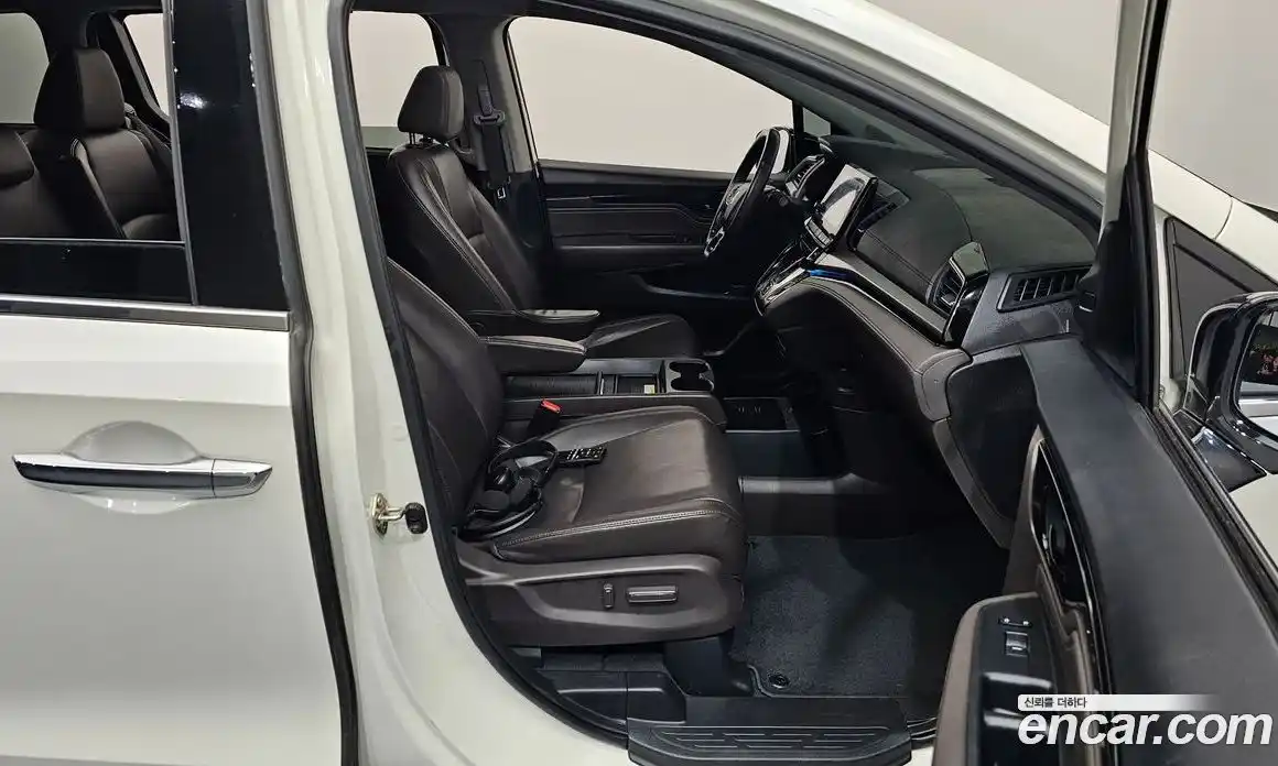 Honda Odyssey 2019 3.5 гидро в Москве № 232852, фото 11