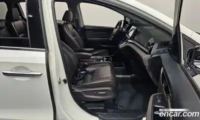 Honda Odyssey 2019 3.5 гидро в Москве № 232852, миниатюра 11