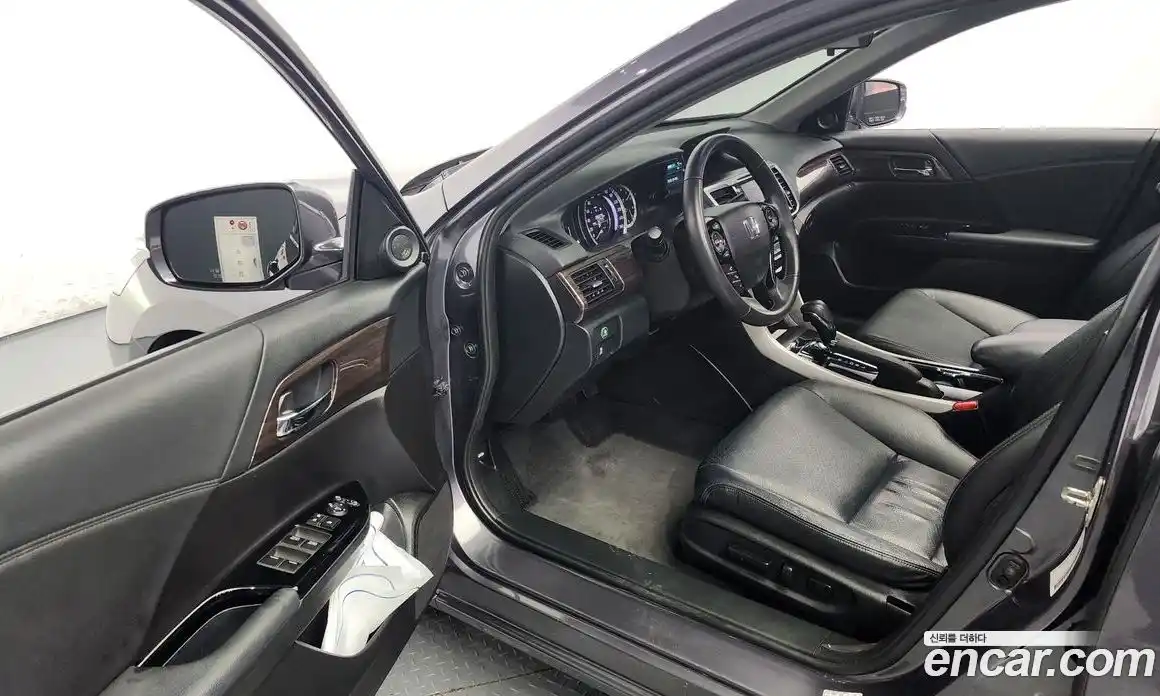 Honda Accord 2017 2.4 гидро в Москве № 232863, фото 10