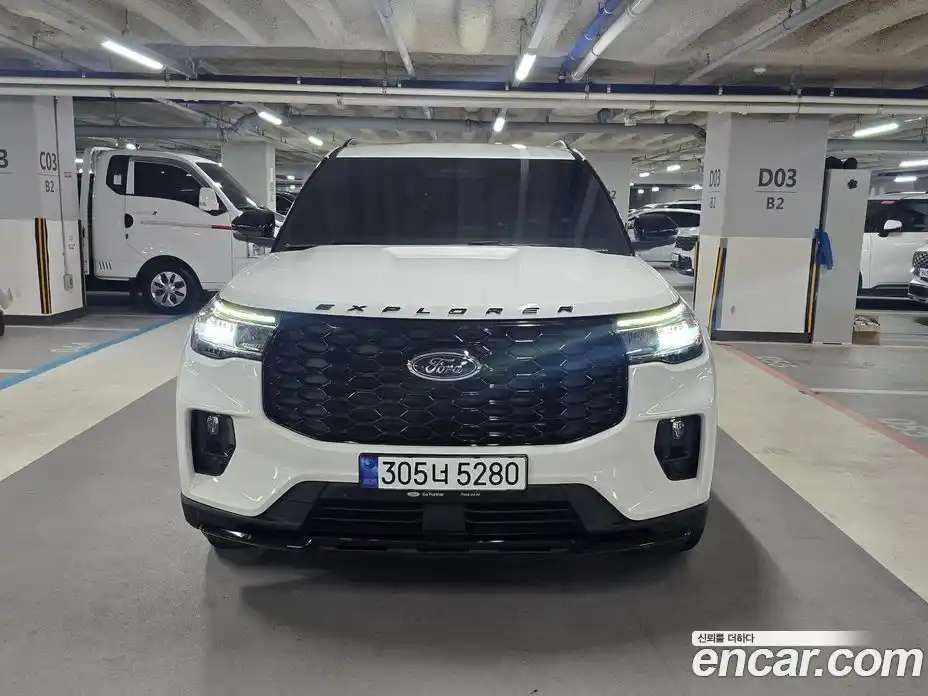 Ford Explorer 2024 2.3 гидро в Москве № 233122, фото 3