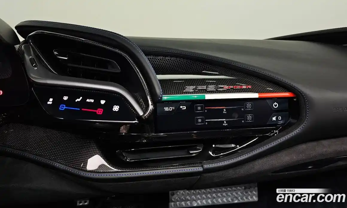 Ferrari SF90 2023 4.0 гидро в Москве № 235979, фото 15