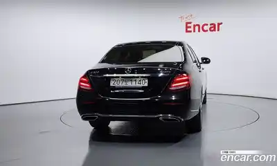 Mercedes-Benz E-Class 2020 2.0 гидро, миниатюра 4