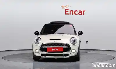 Mini Cooper 2015 2.0 гидро в Москве № 253460, миниатюра 3