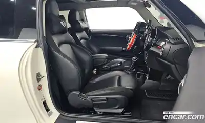 Mini Cooper 2015 2.0 гидро в Москве № 253460, миниатюра 10