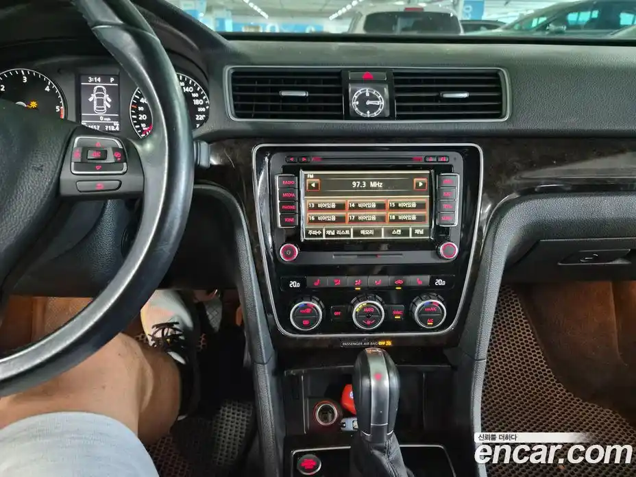 Volkswagen Passat 2015 2.0 гидро в Москве № 255244, фото 13