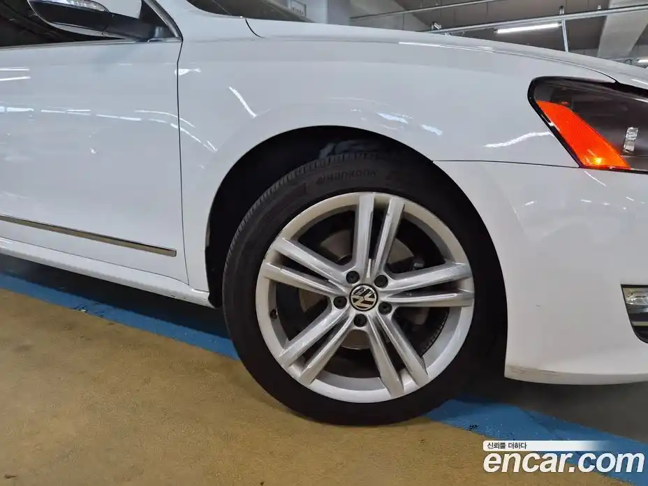 Volkswagen Passat 2015 2.0 гидро в Москве № 255244, фото 8